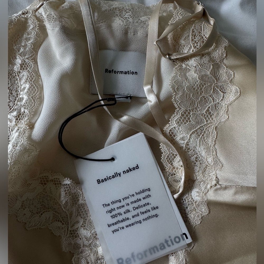 NWT Reformation Teddy Silk Top - Picture 3 of 5
